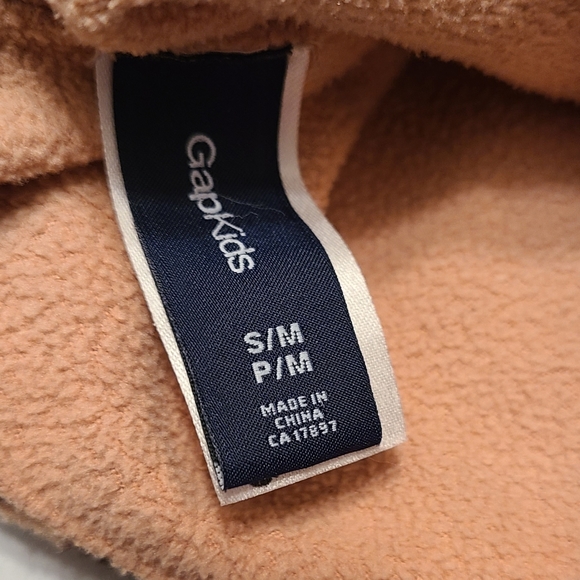 Leopard print hat and matching scarf with pink flower detail - Picture 3 of 6